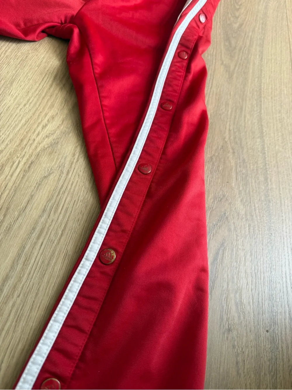 adidas vintage red